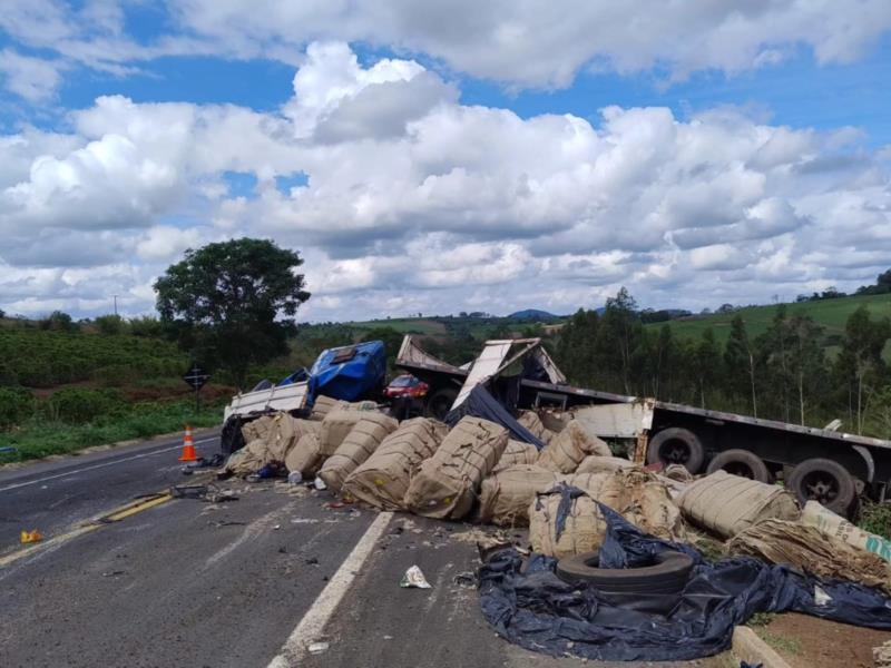 Guaranesiano de 46 anos morre em colisão entre carro e caminhão na MGC-491 