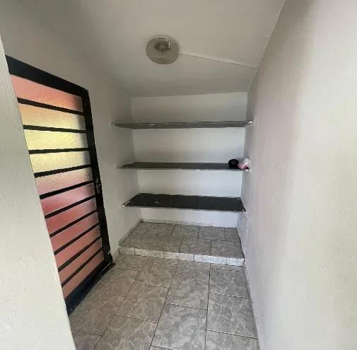 Vende-se casa no Jardim Nova Guaxupé 