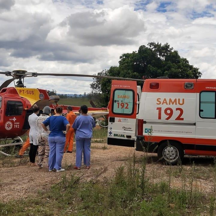 Em Juruaia, caminhão sem freios invade Supermercado e deixa feridos